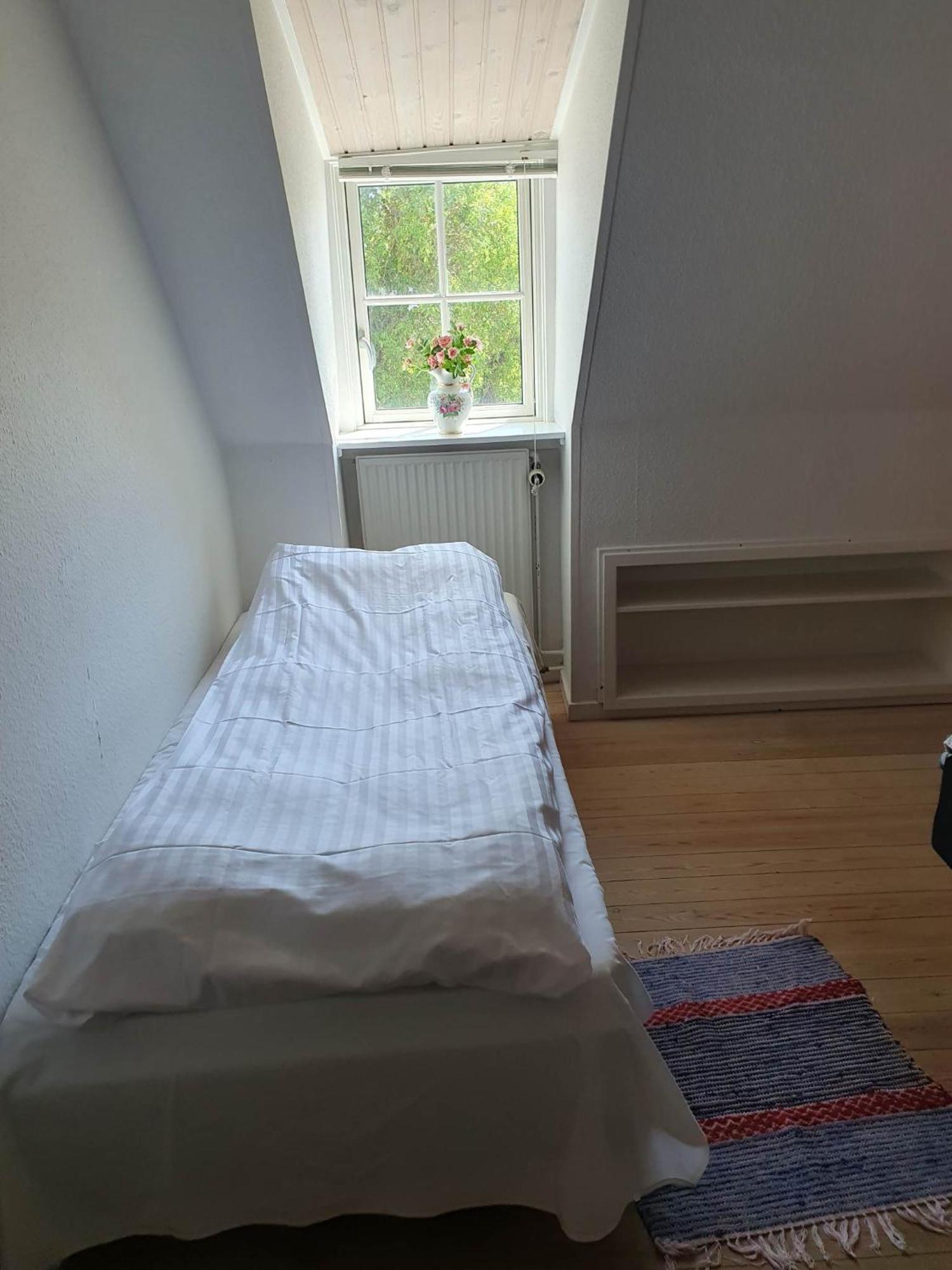 Pegasus Bed & Breakfast Хиллерёд Экстерьер фото
